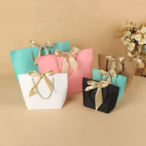 Wholesale Bulk Paper Bags Gift in Bulk Custom Paper Bag Sales Bulk for Gift
